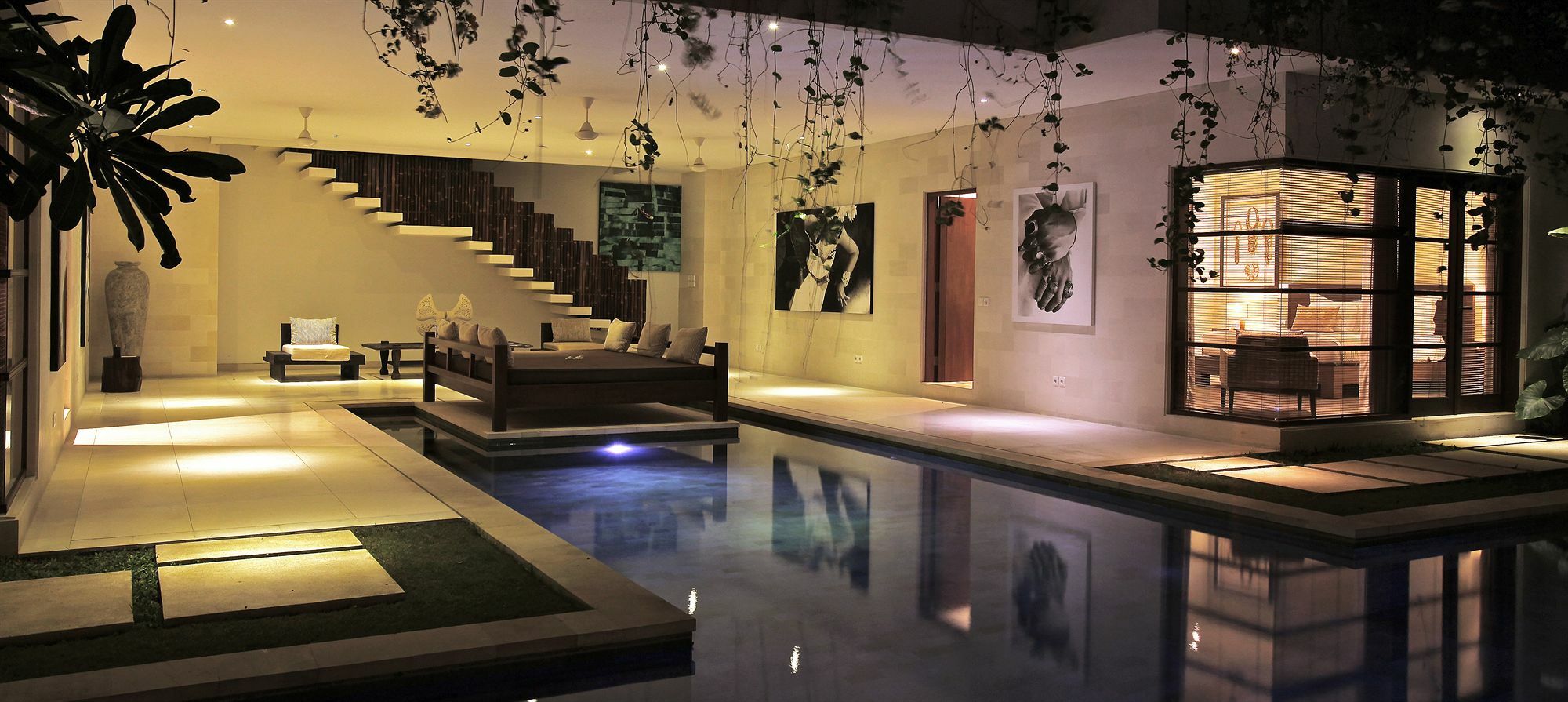 Nyaman Hotel 4*